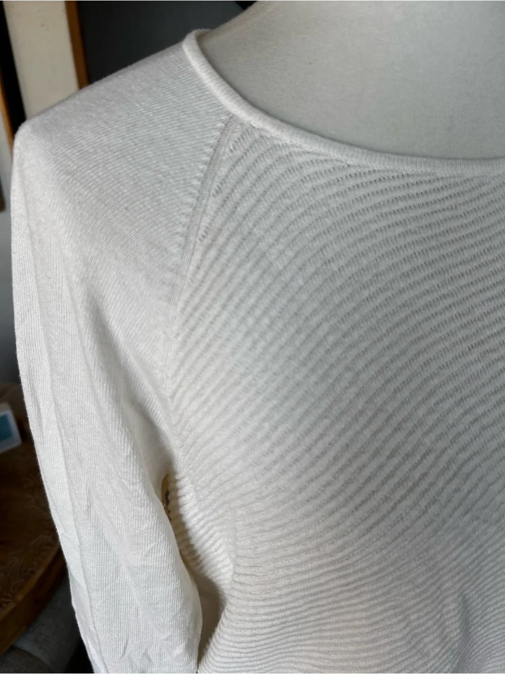 White Lightweight Michael Michael Kors Ivory Textured Knit Sweater Size Medium